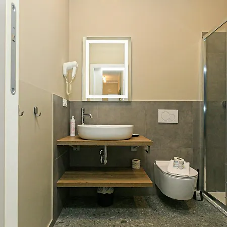 Apartment Centro Storico P2 Perla