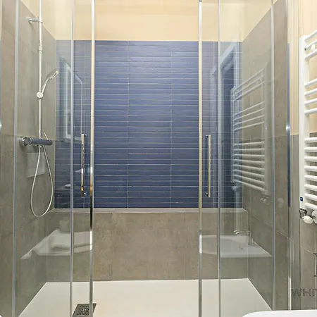 Apartment Centro Storico P2 Perla *